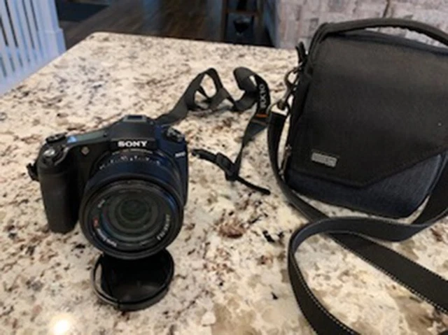 Sony DSC-RX10 Cyber-shot Digital Camera