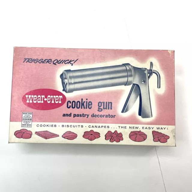 Vintage Cookie Gun and Pastry Decorator Aluminum Recipes Wear-ever