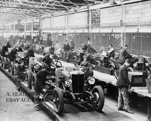 MG CAR FACTORY assembly production line photograph Abingdon 1930s