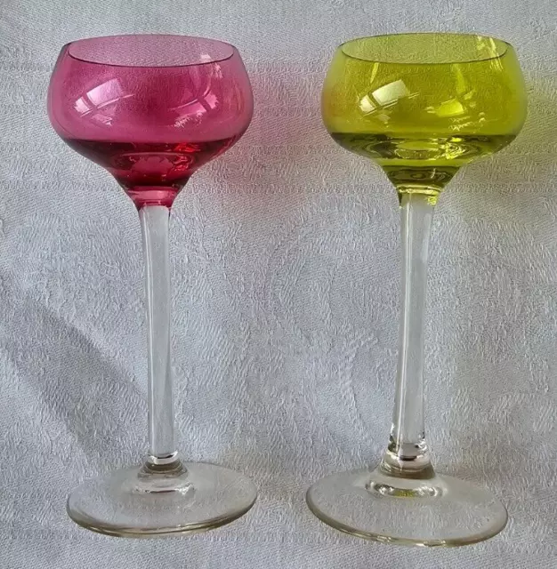2 Jugendstil Likörglas Stengelglas mundgeblasen gelbgrün rosa 11,5 cm hoch