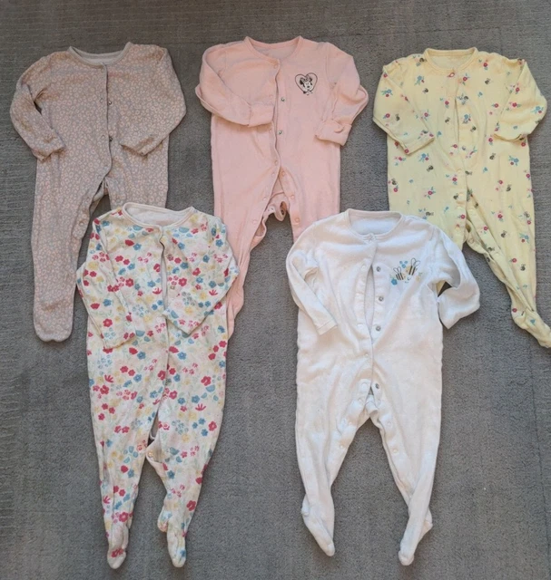 Pacchetto bambine 6-9 mesi vestiti pigiama tute da letto x 5