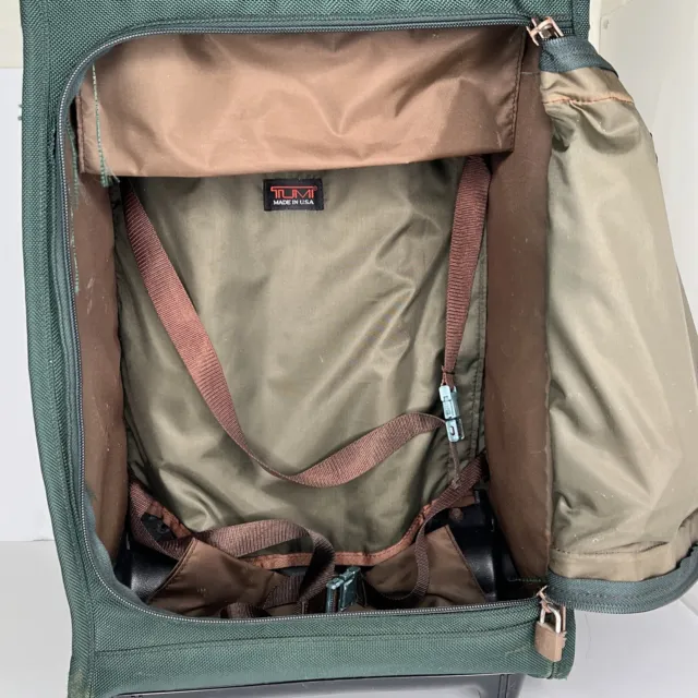 Vintage Tumi USA Green Ballistic Nylon 22” Wheeled Carry on Suitcase RUSTED ZIP 8