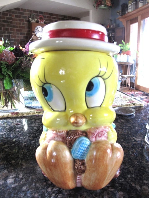 Tweety Bird Cookie Jar 1993 Warner Brothers 11.5" Tall Very Nice and Shiny