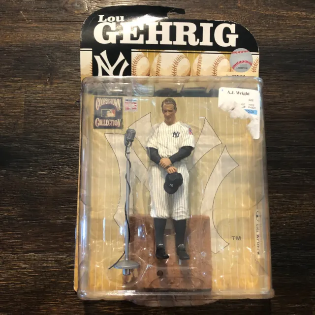 MLB Cooperstown Collection Lou Gehrig Figure McFarlane Toys 2009