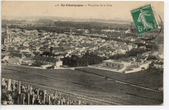 AY - Marne - CPA 51 - vue generale et vignes - vue prise de la Cote