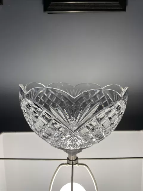 VTG Signed Tipperary Crystal Clear Hand Made Scalloped Edge Dish Bowl Ireland