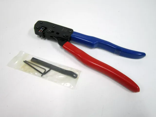 Panduit Ct400 Hand Tool Disconnect Splice Insulated Crimp 14 - 22 Awg W/ Tools