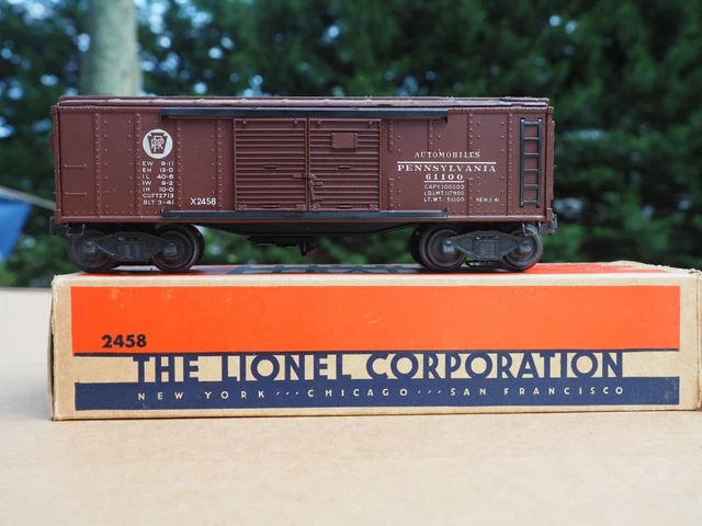 O Gauge Lionel 2458 PRR Auto Boxcar 1945 Flying Shoe Trucks-Excellent Condition