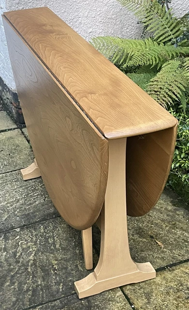 Fine Slim  Retro Erco  Large Extending Dining Table Clean Condition - We Deliver