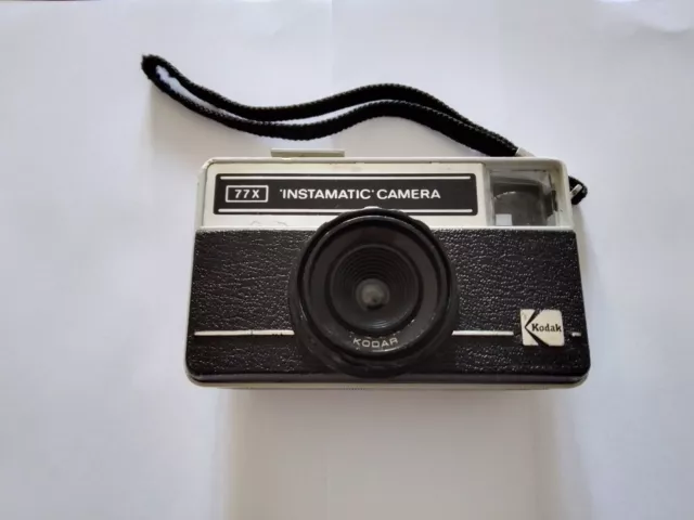 Macchina Fotografica Kodak Instamatic Camera 77x Anni 70 Vintage Discreto Stato
