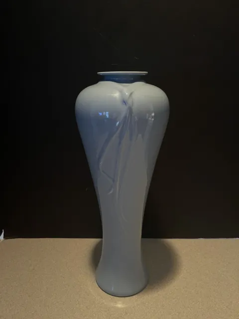 Haeger 1990s Modern Deco Art Pottery Light Blue Bow Ceramic  Vase- With Tags-15”