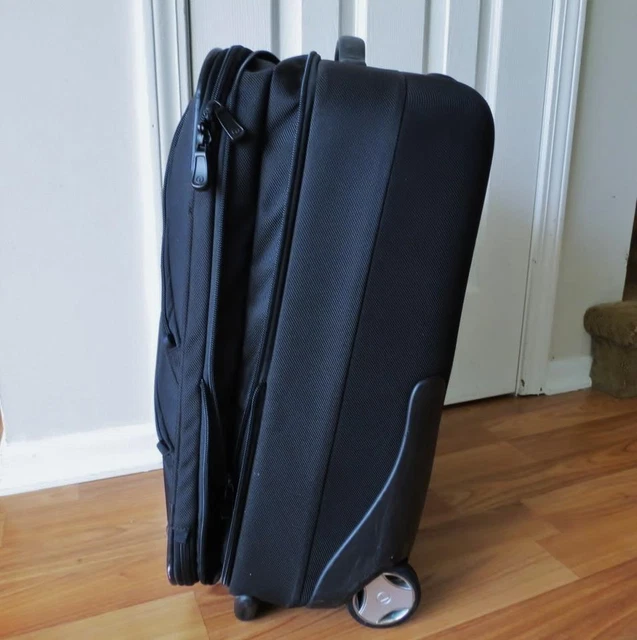 TUMI T-TECH 21" Upright Wheeled CARRY ON Expandable Bag Garment Suitor 57621D 3