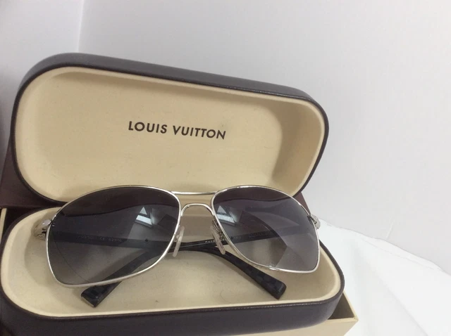 AUTHENTIC LOUIS VUITTON Sunglasses Italy With Case $255.00  display picture 1