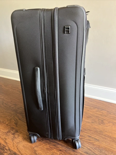 Tumi Alpha 3 Medium Trip Expandable 4 Wheeled Packing Case Luggage 2203067 Black 3