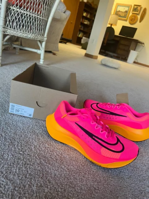 Zapatos para correr para hombre talla 10 - Nike Zoom Fly 5 hiper rosa. ¡NUEVO!