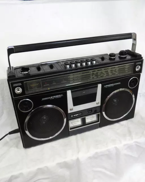 Sanyo M4500 KE 4 Band Stereo Radio Kassetten Recorder