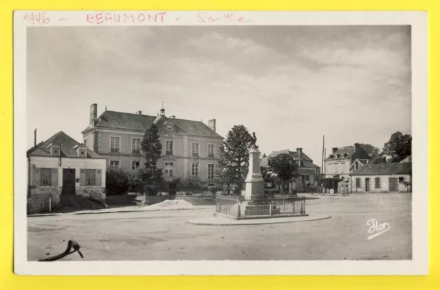 cpa 72 - BEAUMONT sur SARTHE Place de la Libération MONUMENT Pompes à Incendie