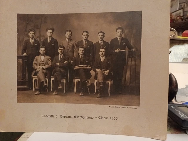 FOTOGRAFIA Foto Coscritti 1906 SOPRANA MORTIGLIENGO FOTO ROSSETTI BIELLA