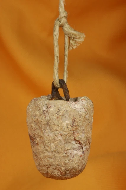 Plomada mortero de plomo. Pequeña. Primitiva. S.XIII-XV. Lead mortar plumb bob.