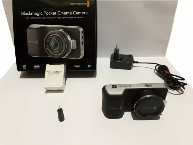 Blackmagic Pocket Cinema Camera (Version Originale), comme neuve, kit complet.
