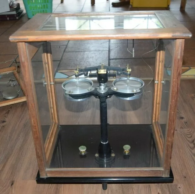 Alte Feinwaage Analysenwaage Apothekerwaage F. Sartorius Göttingen 3