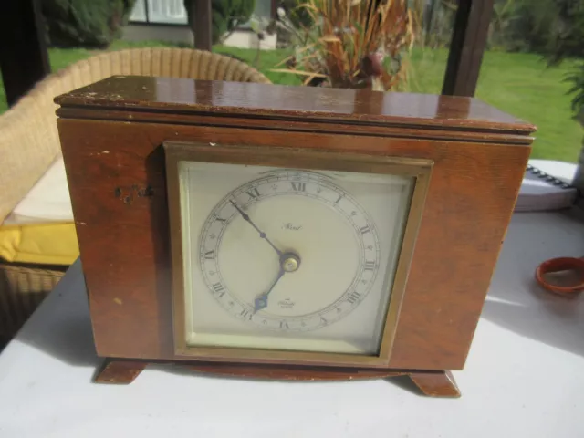 Reid mantle clock