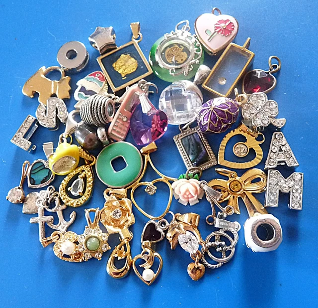 JOBLOT COSTUME VINTAGE Jewelry Gros LOT DE BIJOUX