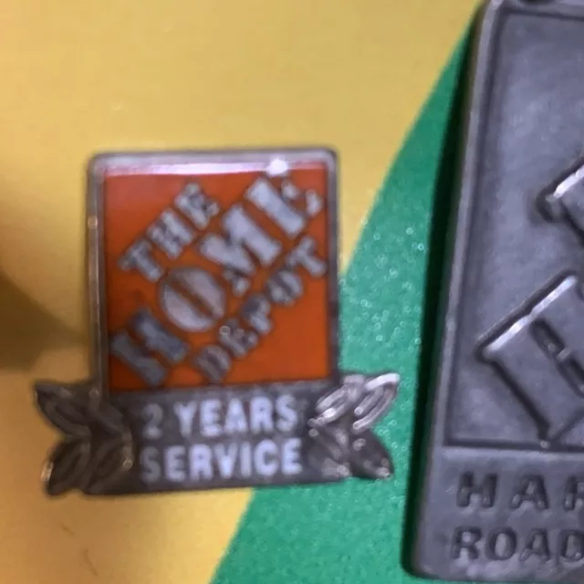 HOME DEPOT Employee 2 YEARS SERVICE Award Recognition Achievement Enamel Pin