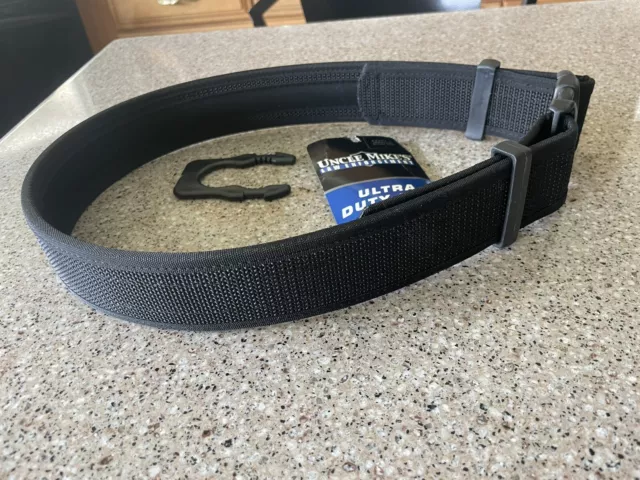 Uncle Mike’s Web Ultra Duty Belt w/Hook & Loop Medium Black 8777-1