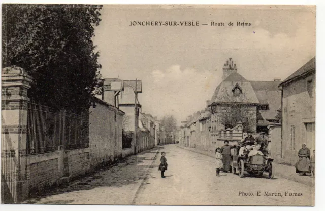 JONCHERY SUR VESLE - Marne - CPA 51 - Route de Reims - une voiture