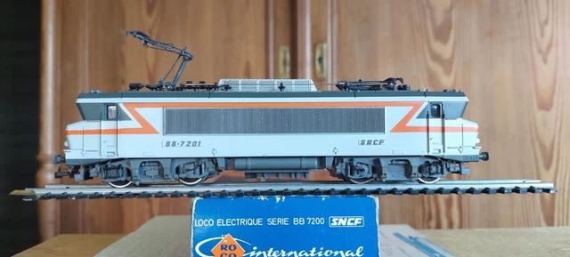 ROCO HO 63539 : Locomotive SNCF BB 25181 beton - Modélisme
