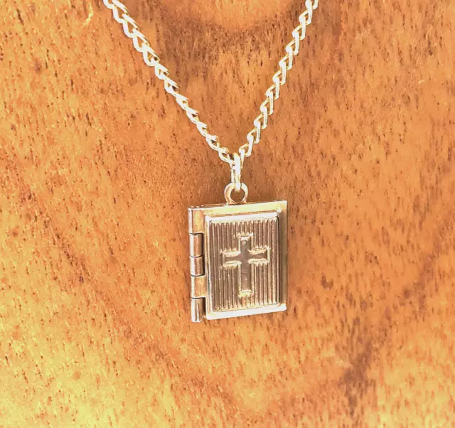 Vintage Gold Tone GOD ANSWERS PRAYER Book Locket Pendant Chain Necklace 17.5"