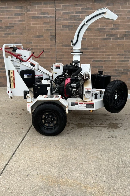 2012 Altec 7 Inch Towable Wood Chipper