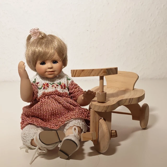 Poupée En Porcelaine Gabriele Müller 23 Cm. Bon État Poupée En Porcelaine Gabriele Müller 23 Cm. Bon État