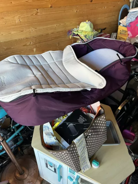 Icandy Peach 5 Carrycot Stoff Damson mit Brett, Stay Bars und Matratze