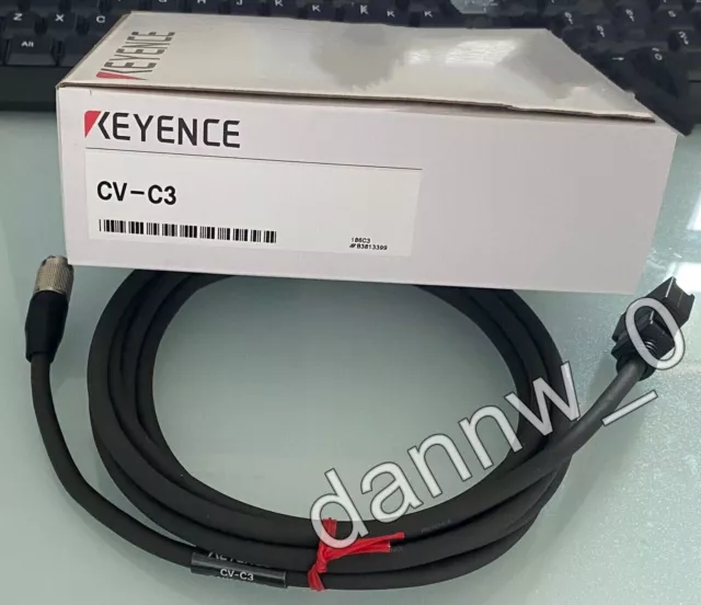 New in box KEYENCE CV-C3 proximity sensor