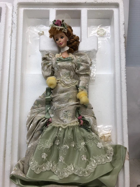 RARE ! POUPÉE Barbie de collection Noel 2012 en très bon état. EUR 17
