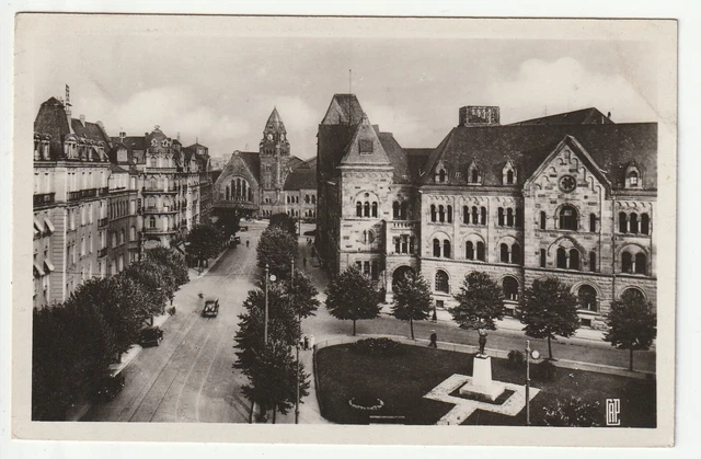 METZ - Moselle - CPA 57 - Place - La Poste et la Gare
