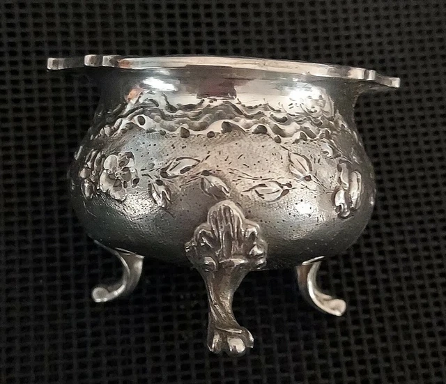 PAIRE DE SALERON De La Cristallerie De Bayel Dans Leur Boite EUR 10,00 - FR