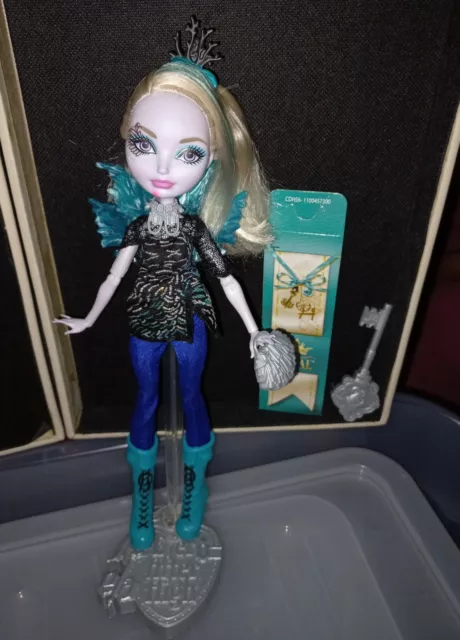 Ever After High Signature First Chapter Faybelle Thorn Doll