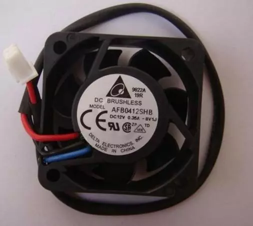 1pcs New Delta 4015 DC12V 0.35A 3 wire cooling fan AFB0412SHB