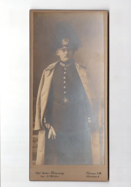 CAB Foto Garde Soldat mit Pickelhaube und Busch - Hanau 1915