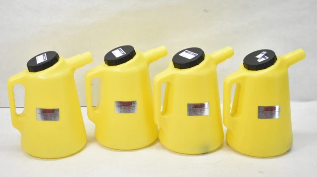 Lot of 4 Zeeline Polyethylene Measure w Flexible Spout Gas Liquid Container 3qt