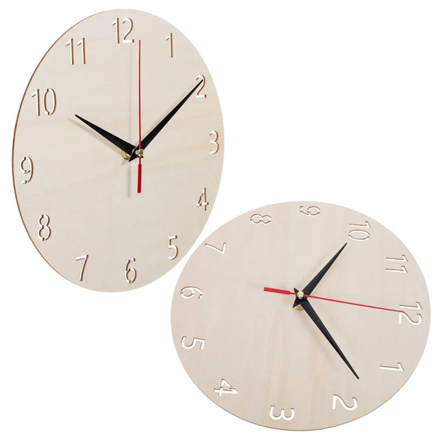 Grande pendule murale en métal gris clair d 76 cm