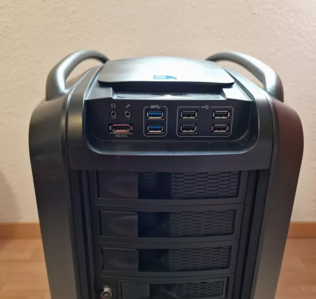 Cooler Master COSMOS II 2