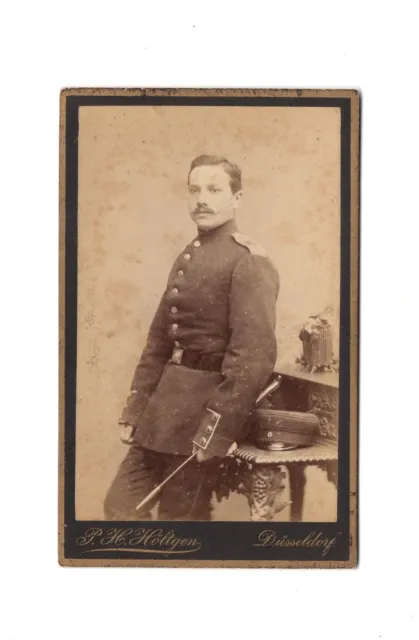 CDV Foto Soldat - Düsseldorf 1880er