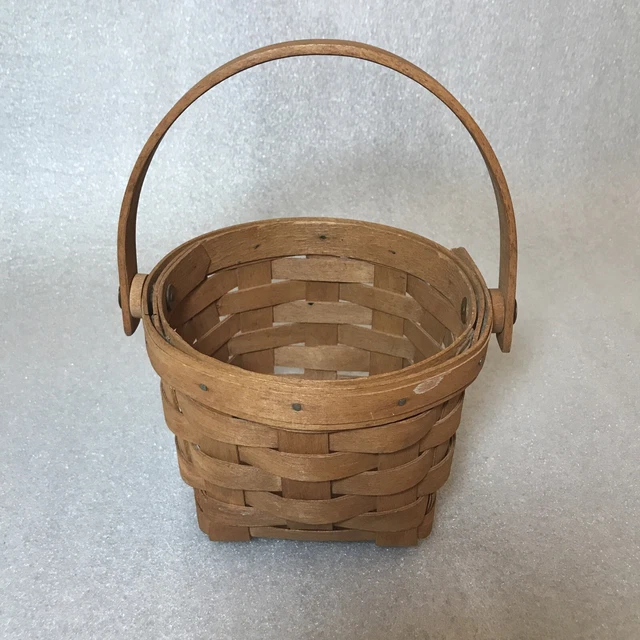 Longaberger 1994 Small Round Fruit Basket with Swinging Handle 4”