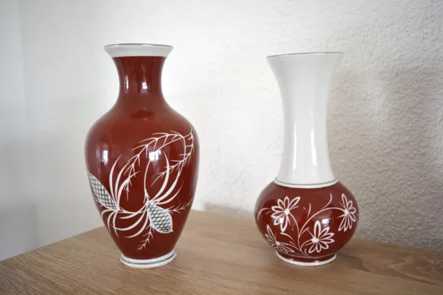 2 Alte Spechtsbrunn Porzellan Vasen Handgemalt Rotbraun/weiß/silber DDR Vase