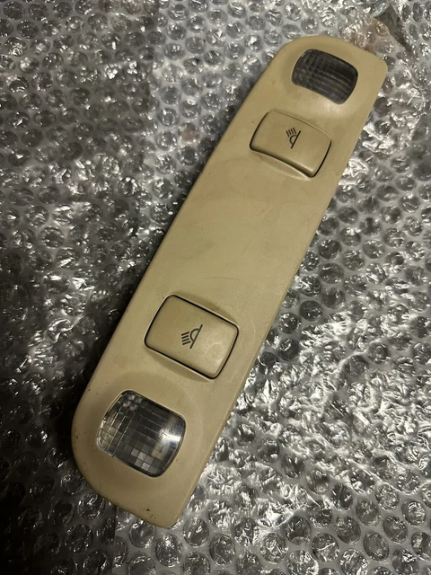 Plafonnier Intérieur Pour AUDI A3 2 Sportback Phase 2 - Réf. 8P0947135AD9NQ - Occasion Bon état