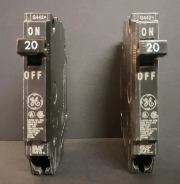 2- 20A 40c GE breakers G442